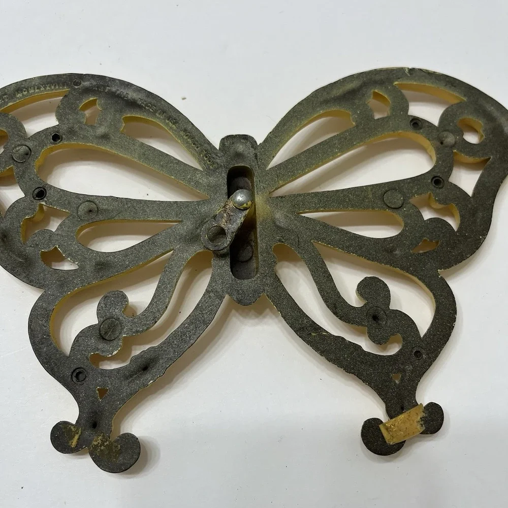 Vintage Syroco Homeco Butterfly Wall Hangings 1978 Faux Rattan Yellow 9.5